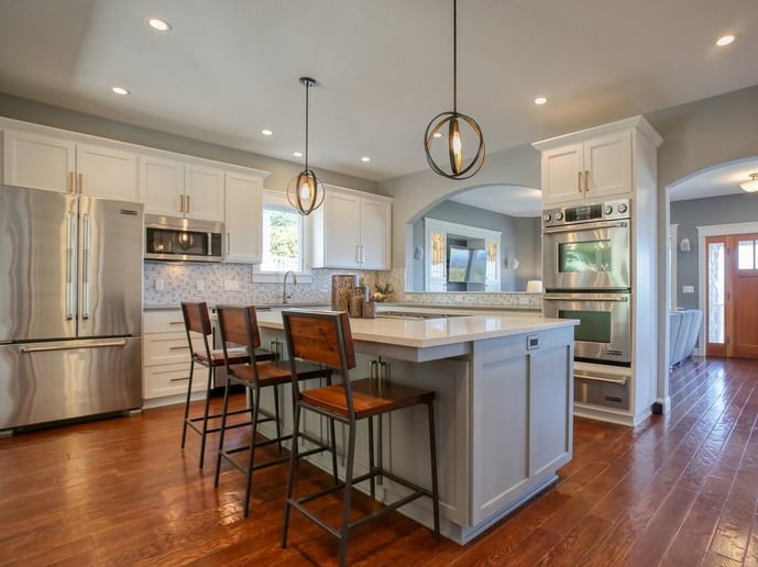 What do people look for in a luxury home-1